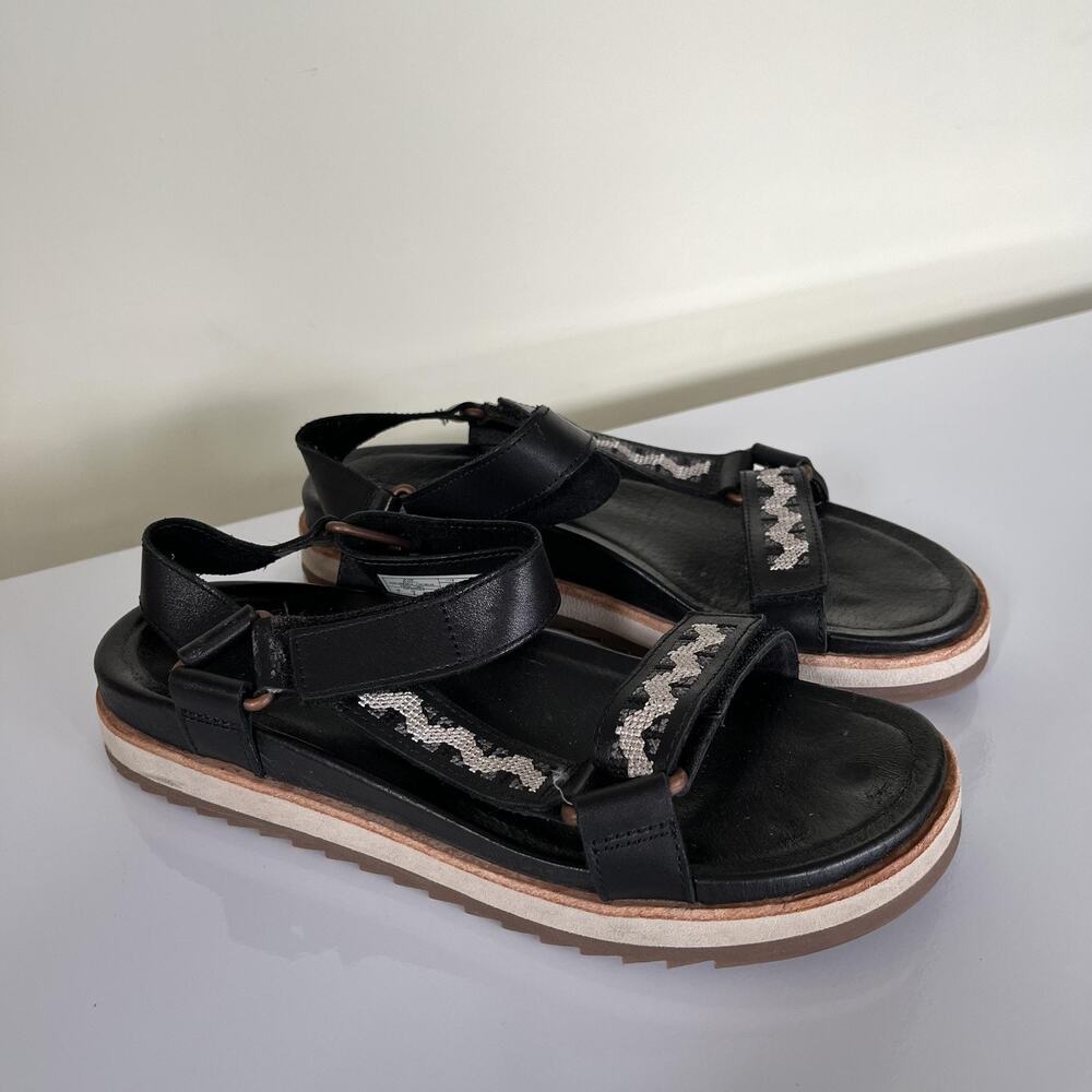 Merrell Sandals‎ Womens Size 9 Black Beaded Strap Hook & Loop Casual Comfort